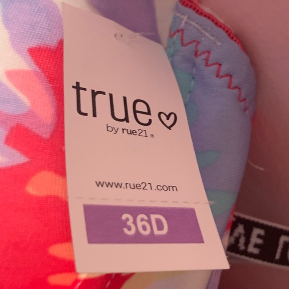 Colorful bras ❤️ - Picture 6 of 11